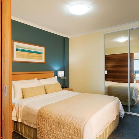 Oaks The Entrance Waterfront Suites Номер фото