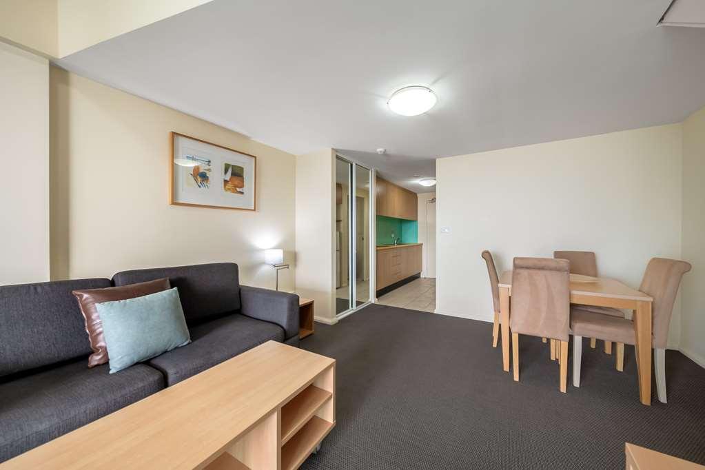 Oaks The Entrance Waterfront Suites Номер фото